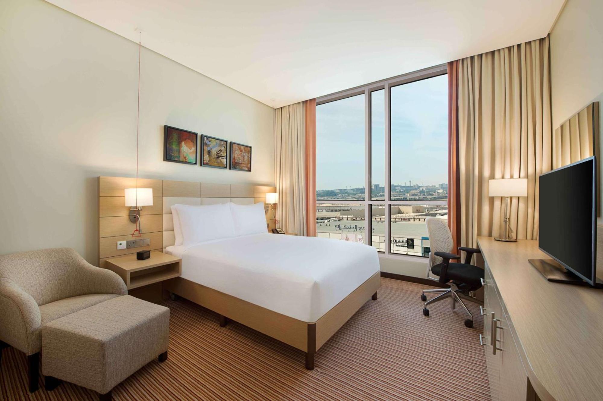 Hilton Garden Inn Khobar Exterior foto