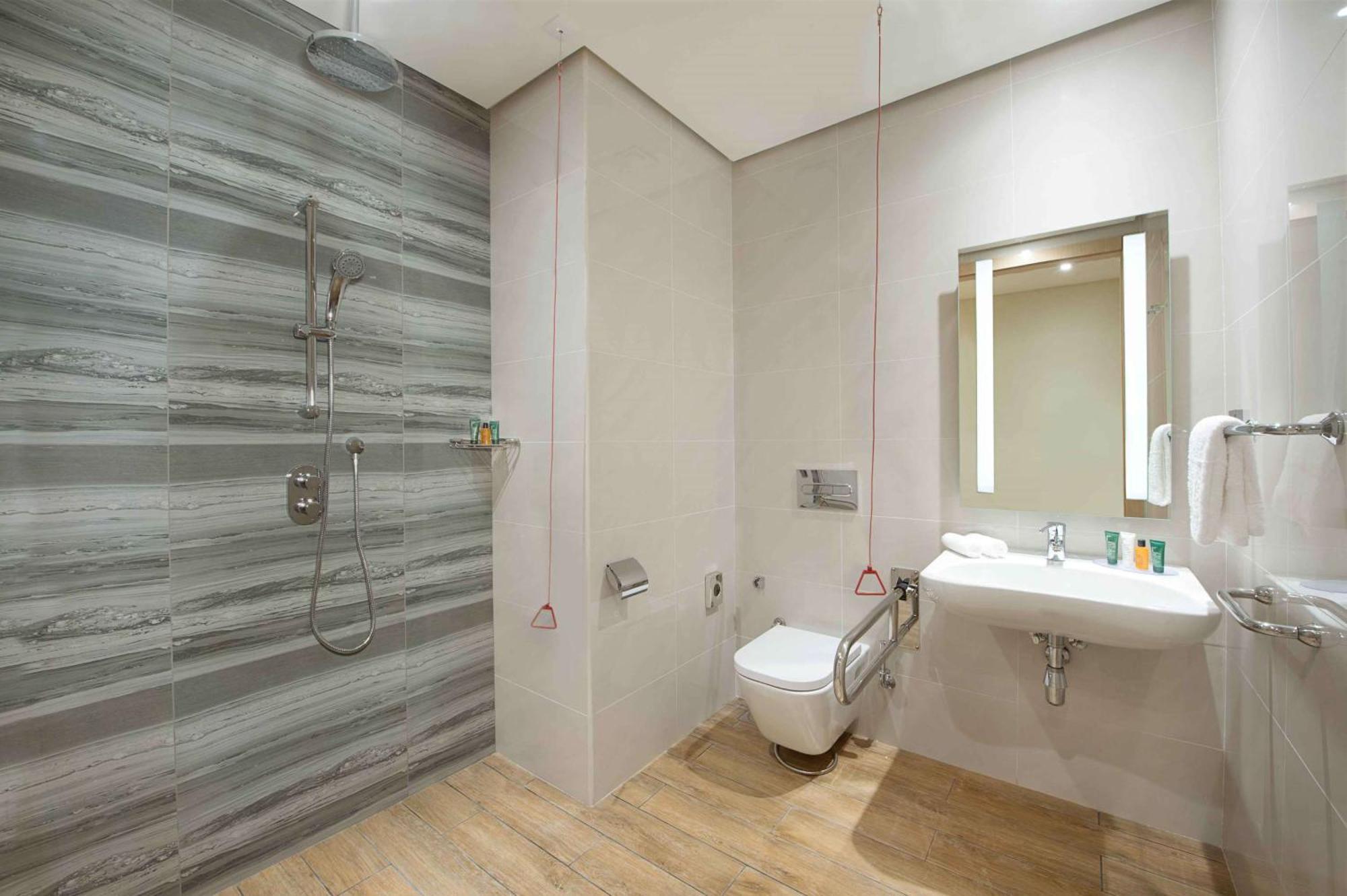 Hilton Garden Inn Khobar Exterior foto