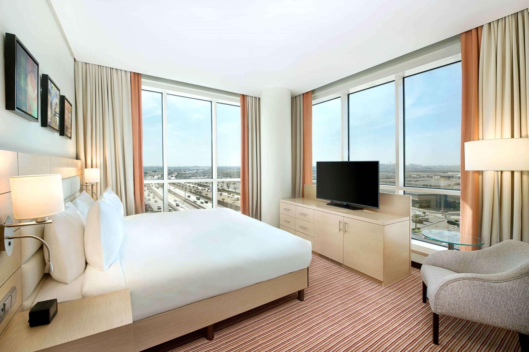 Hilton Garden Inn Khobar Exterior foto