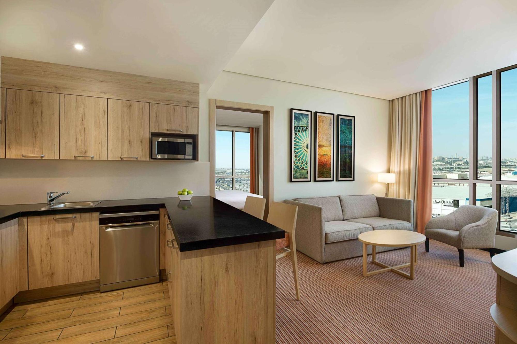 Hilton Garden Inn Khobar Exterior foto