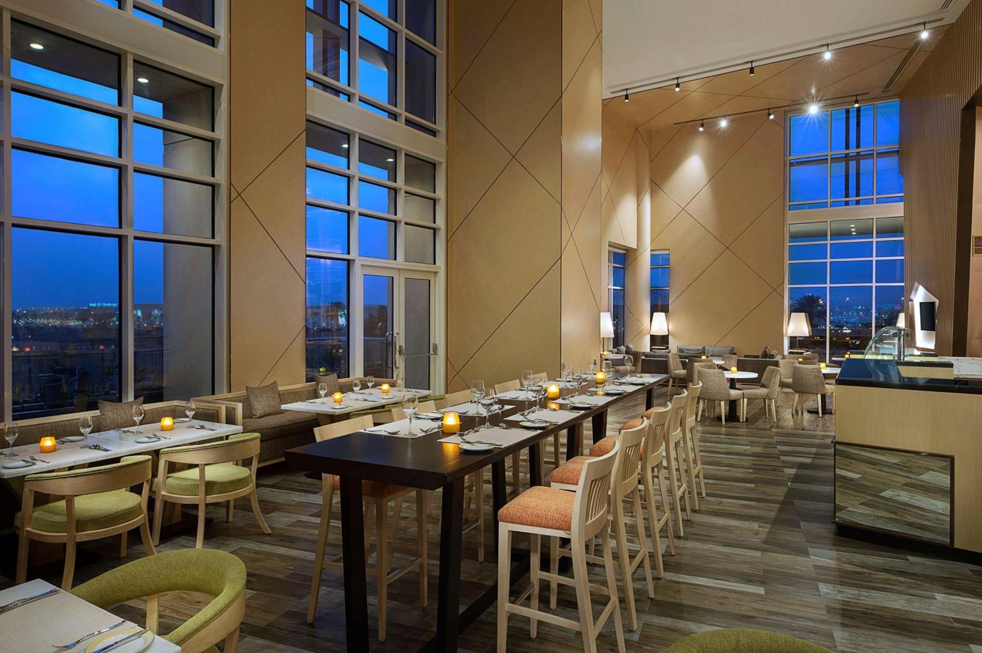 Hilton Garden Inn Khobar Exterior foto